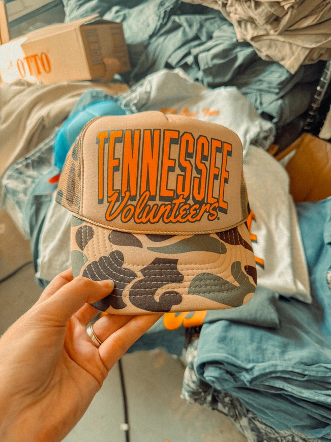 -Tennessee Volunteers, Game Day Trucker Hat- Tan Camo